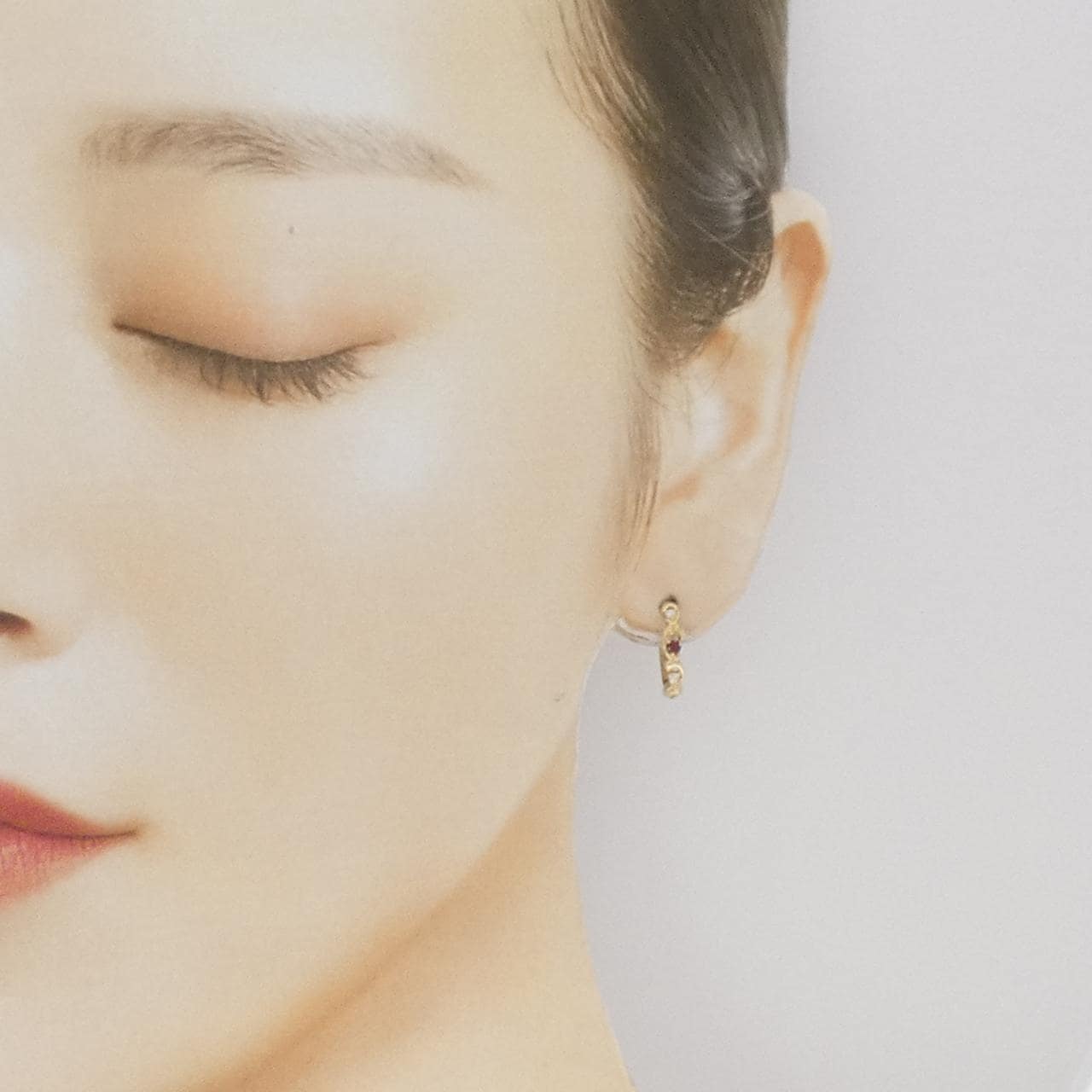 K10YG ガーネット ピアス