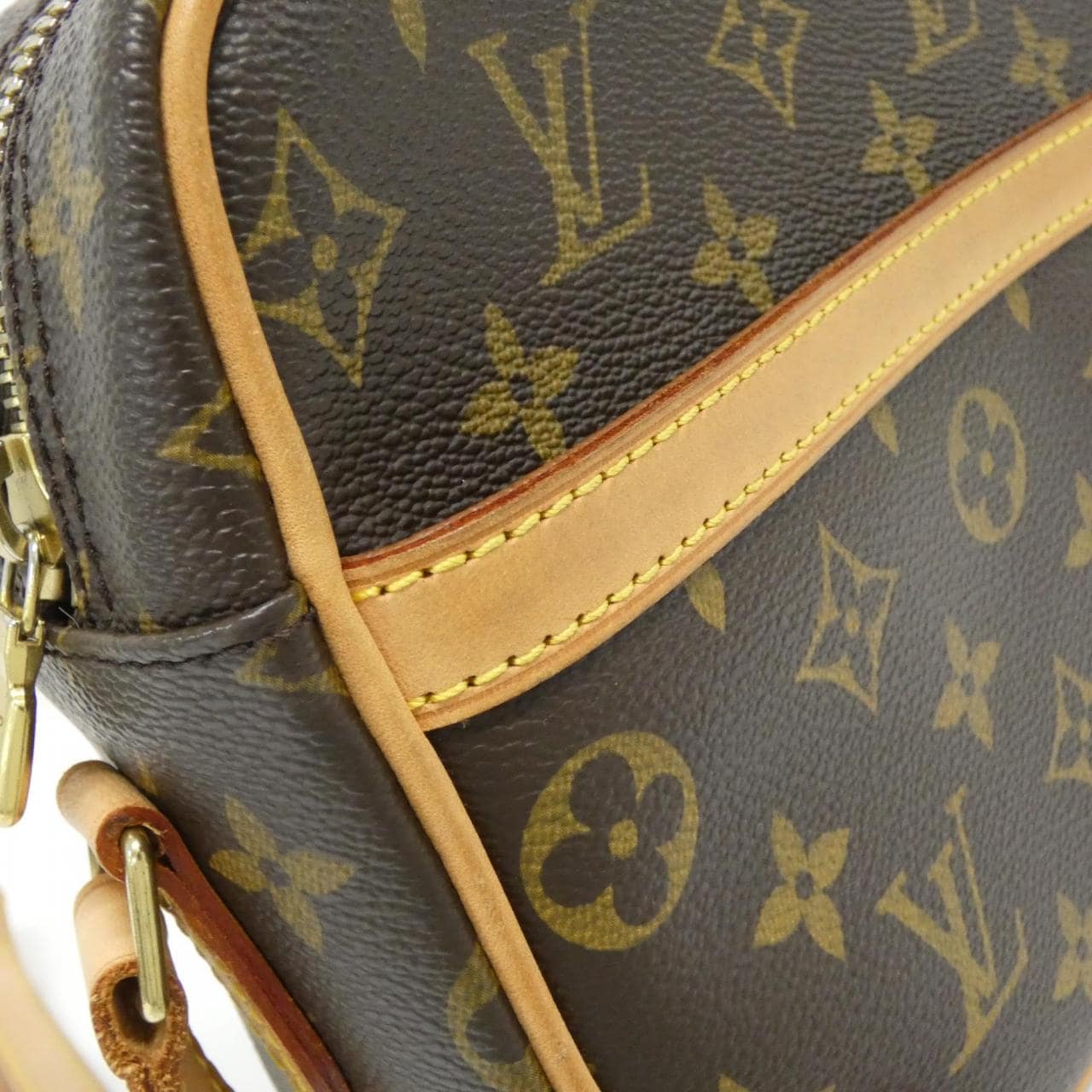 LOUIS VUITTON Monogram Trocadero 27cm M51274 Shoulder Bag