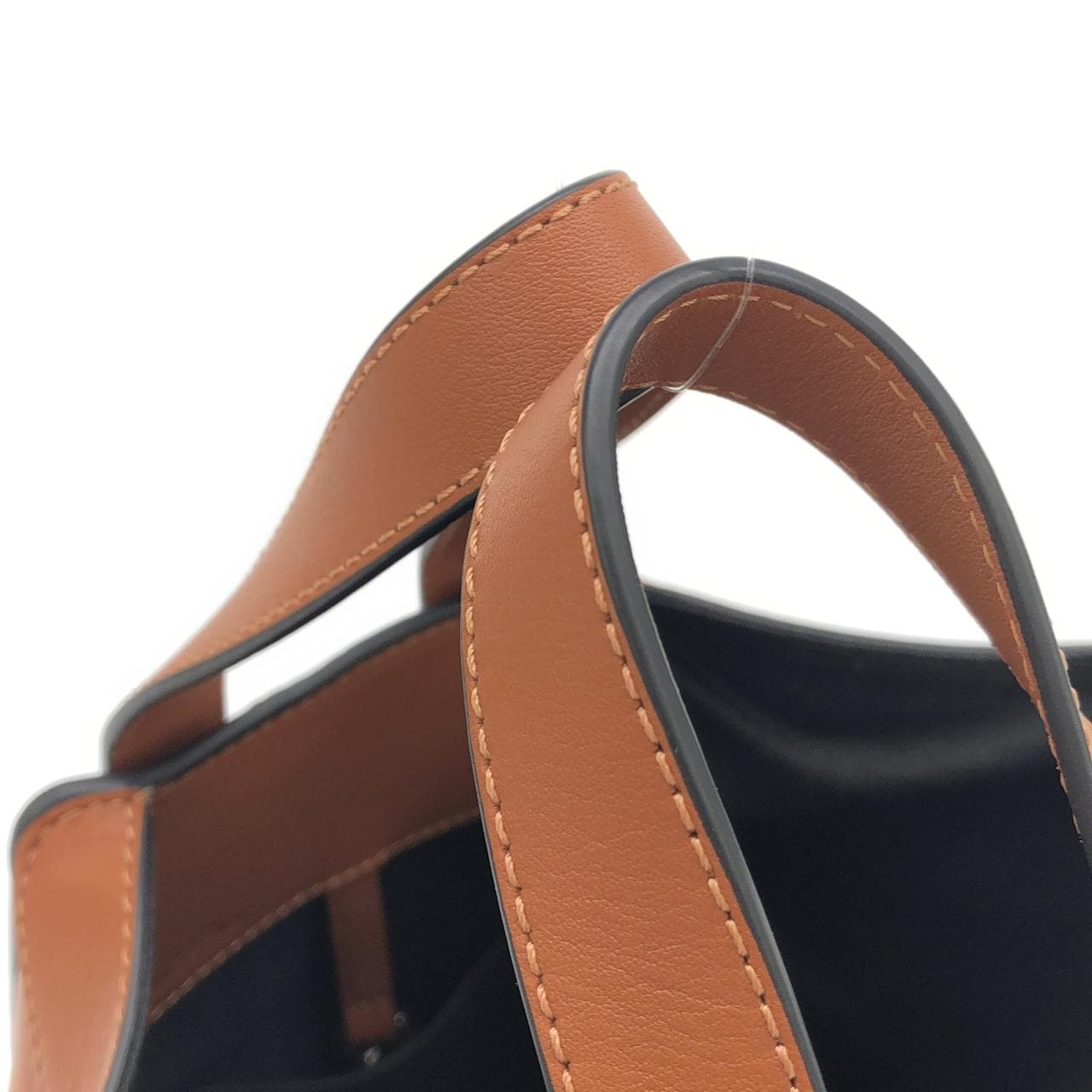 ロエベ ハンモック コンパクト A538H13X10 ショルダーバッグ