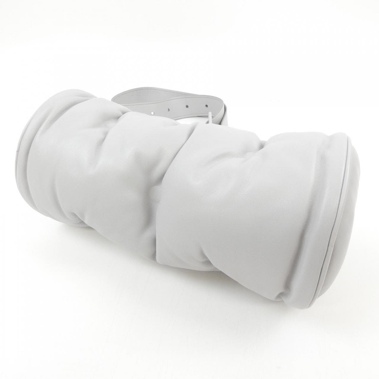 メゾンマルジェラ Maison Margiela GLAM SLAM ピロー SB1WG0048 BAG