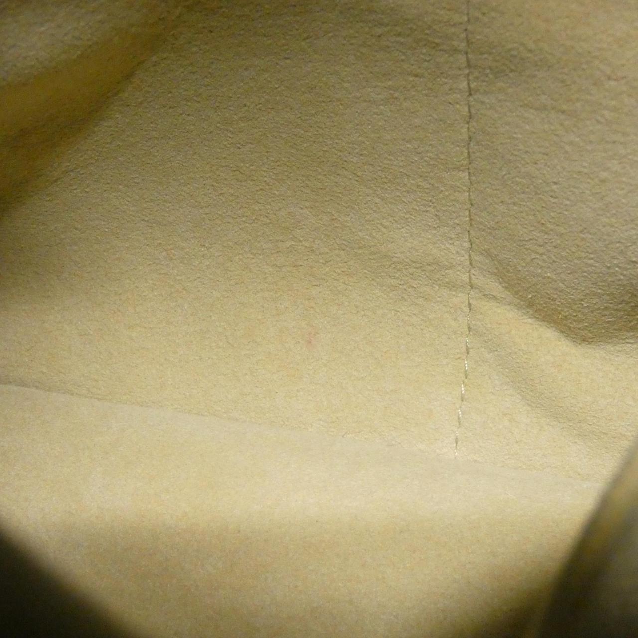 LOUIS VUITTON Monogram Artsy MM M40249 Shoulder Bag
