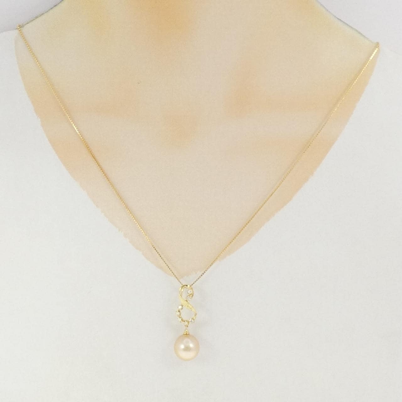 K18YG 白蝶パール ネックレス 11.7mm