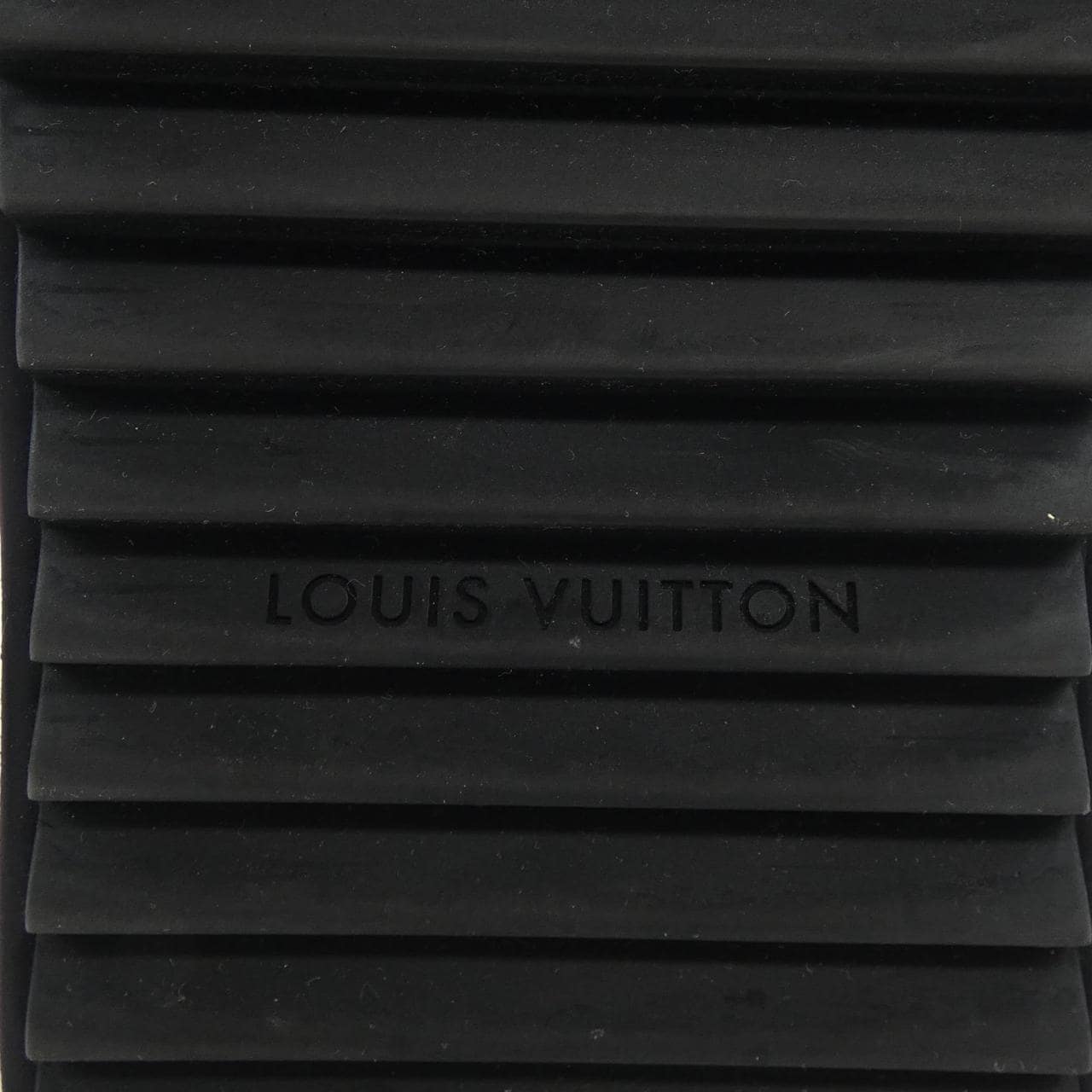 ルイヴィトン LOUIS VUITTON ロゴ スエード スノードロップライン ブーツ