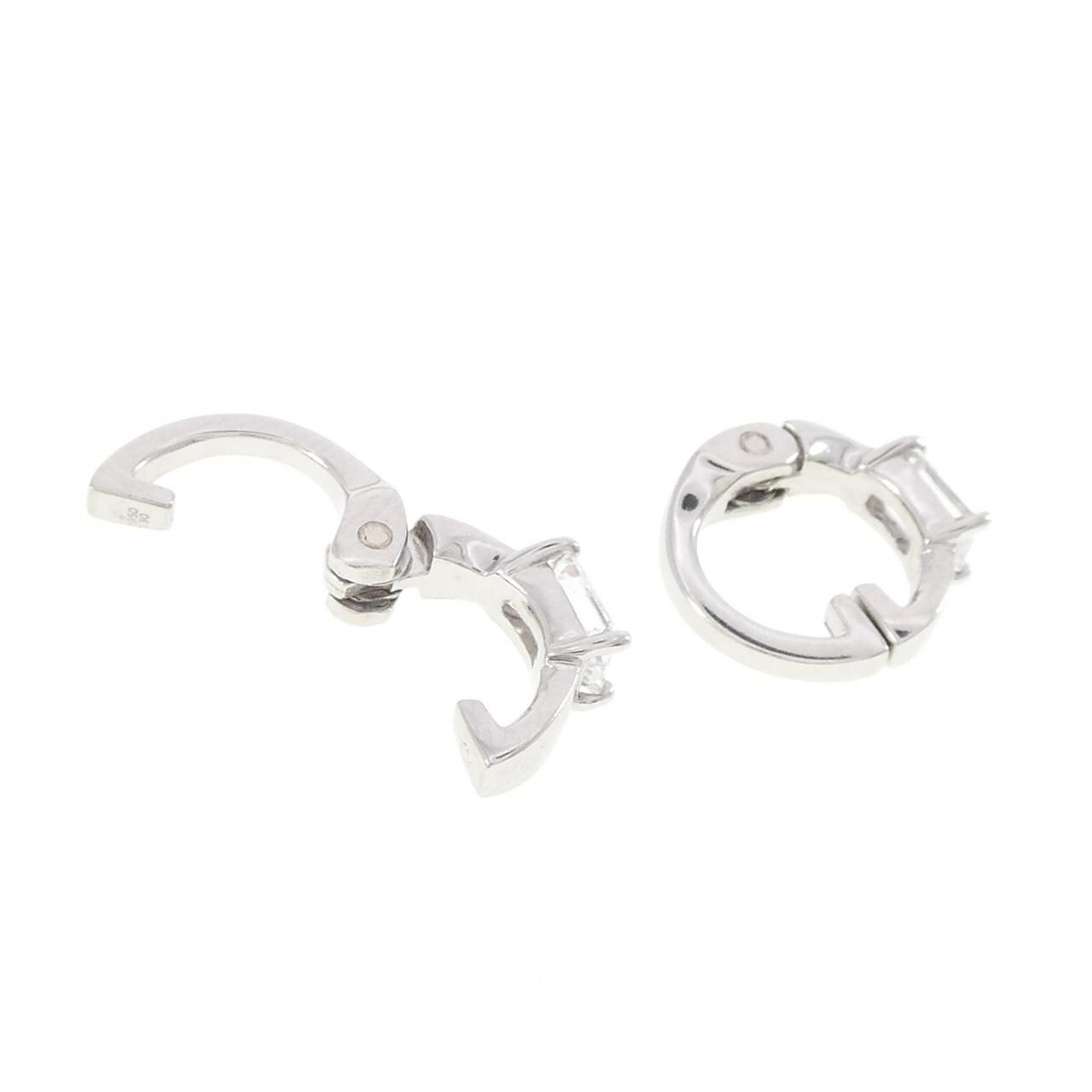 ジーエスティービー ダイヤモンド イヤリング 0.60CT