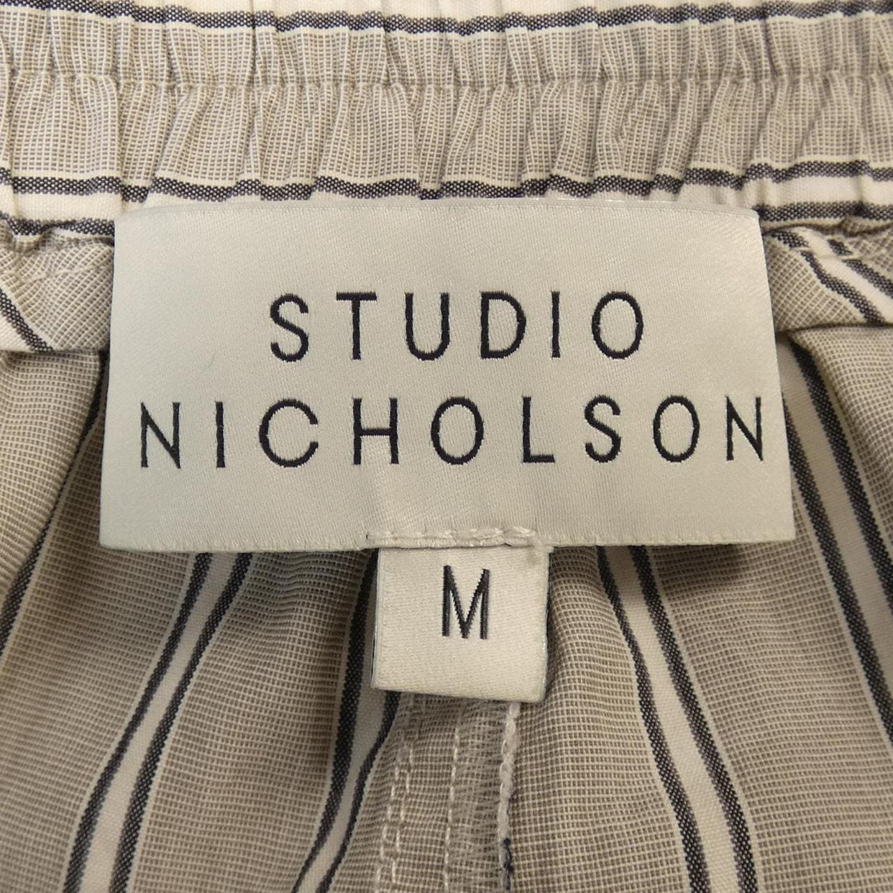 スタジオニコルソン STUDIO NICHOLSON パンツ