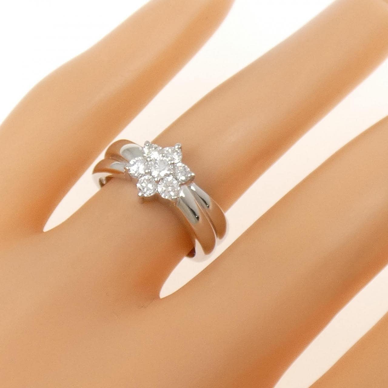 PT900 フラワー ダイヤモンド リング 0.52CT
