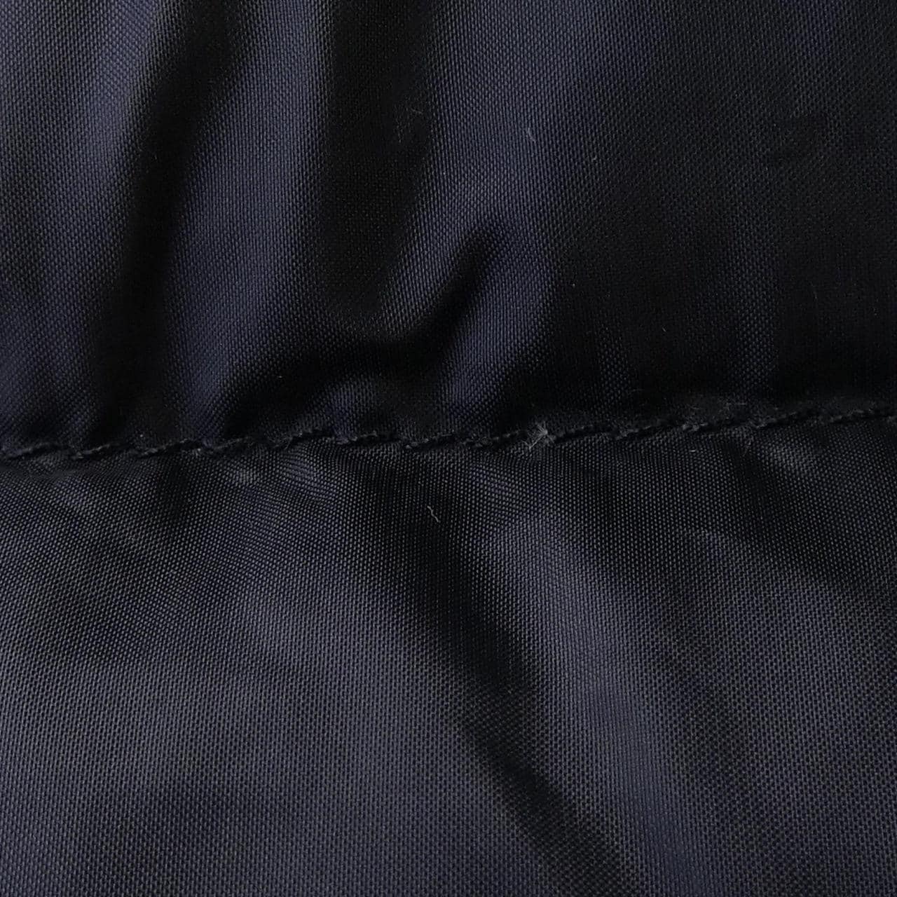 モンクレール MONCLER ダウンジャケット