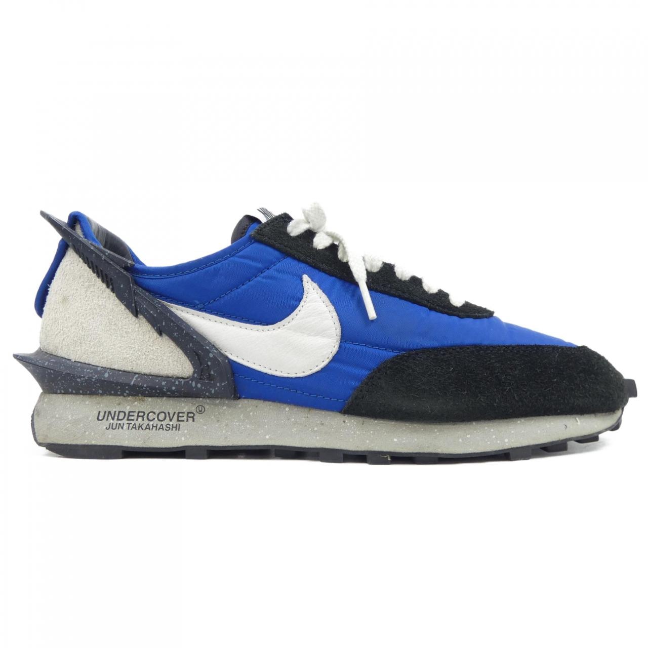 ナイキ NIKE スニーカー