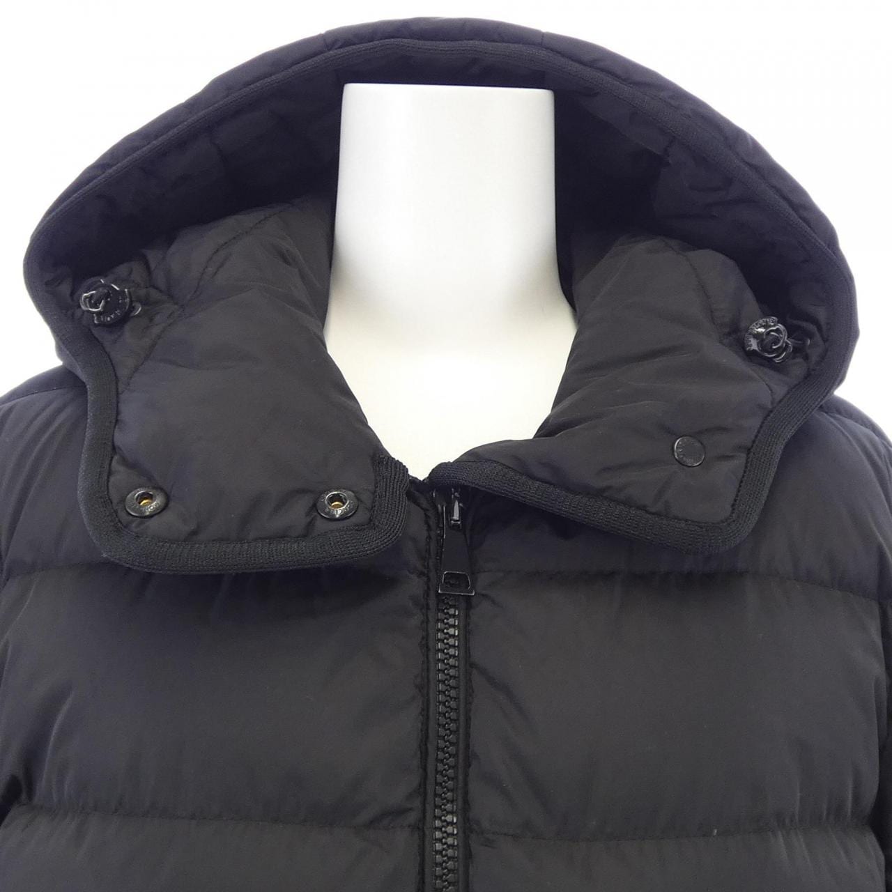MONCLER BETULA down jacket