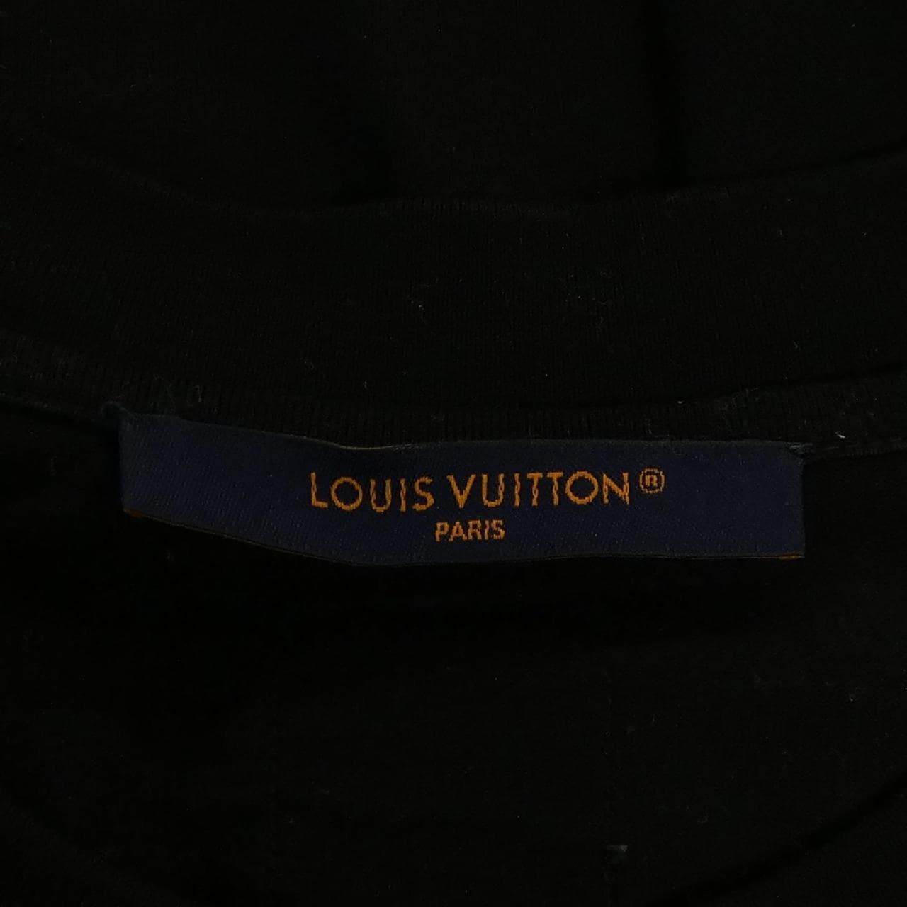 ルイヴィトン LOUIS VUITTON エンベリッシュド シグネチャー HUY44WDT3 Tシャツ