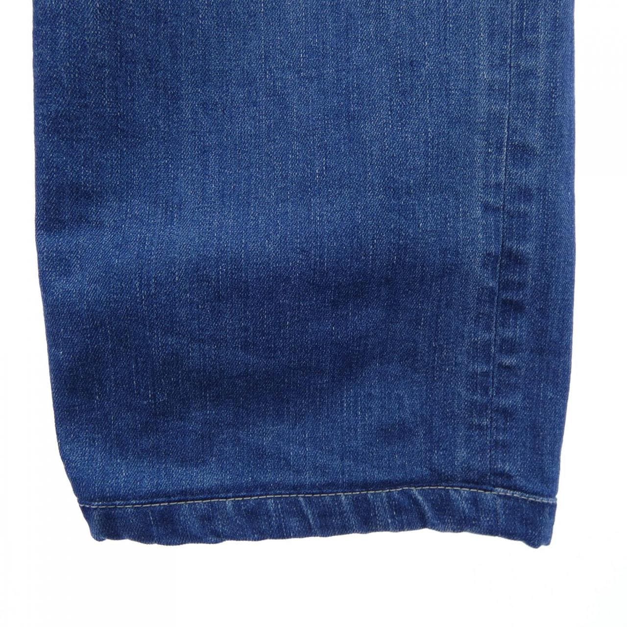 ヤヌーク YANUK ジーンズ