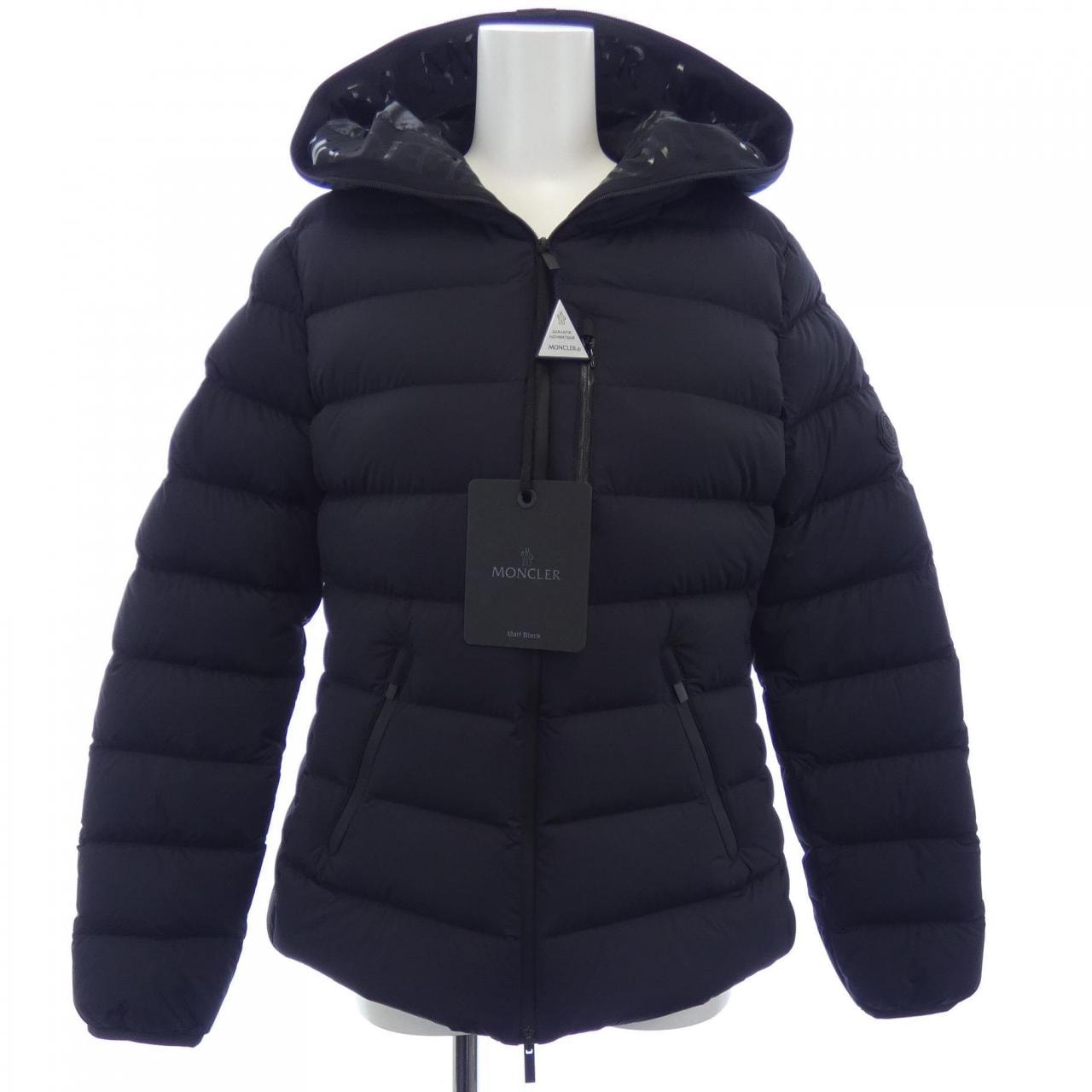 モンクレール MONCLER ダウンジャケット