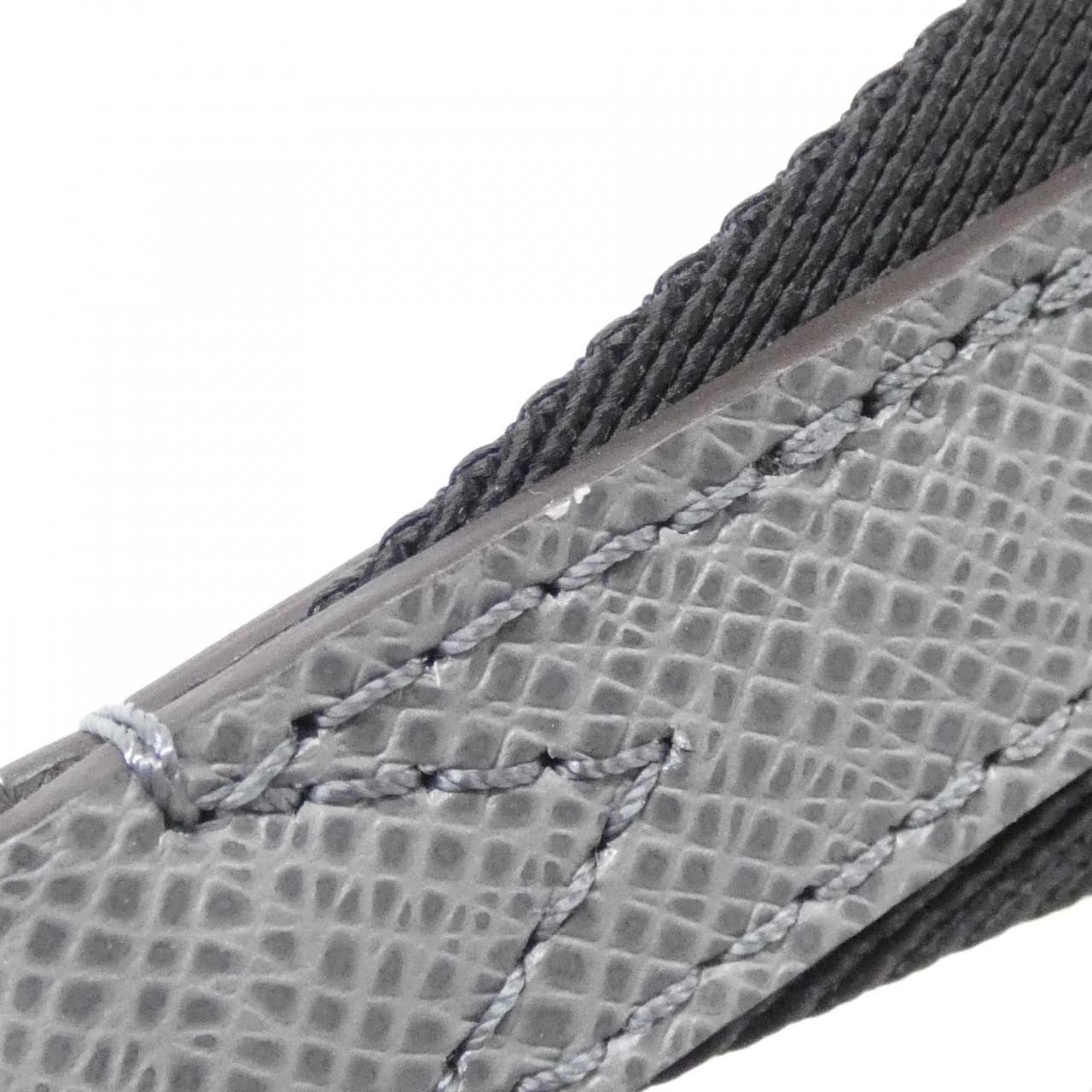 ルイヴィトン タイガ アヴェニュー スリングバッグ M30801 ショルダーバッグ