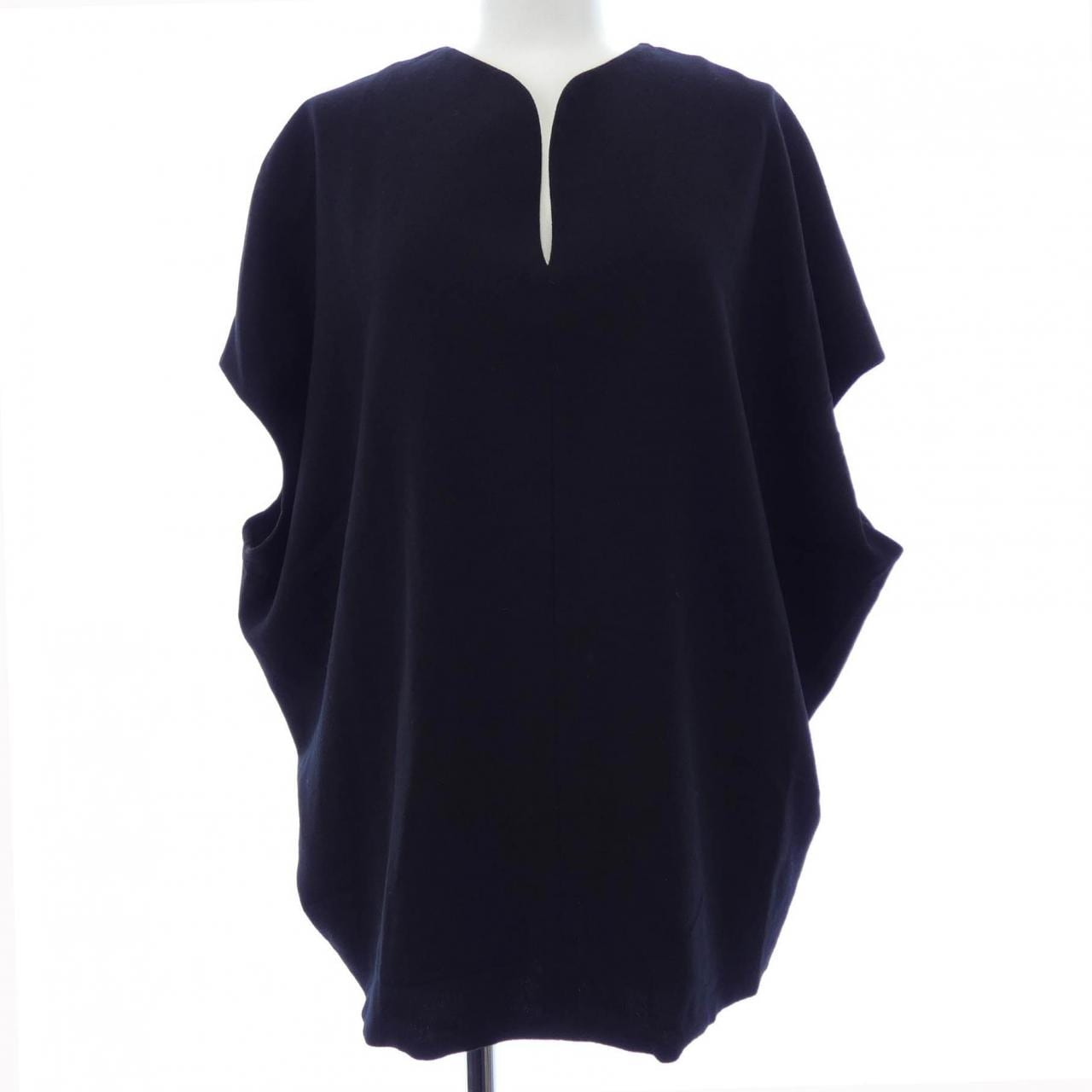 エルメス HERMES トップス