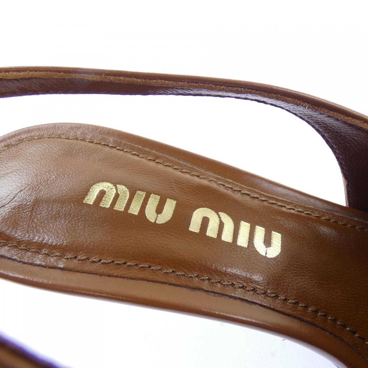 ミュウミュウ MIU MIU スリングバック ヒールローファー 5D774D パンプス