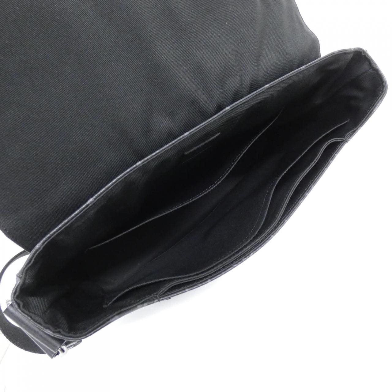 ルイヴィトン モノグラム エクリプス ディストリクト MM M44001 ショルダーバッグ