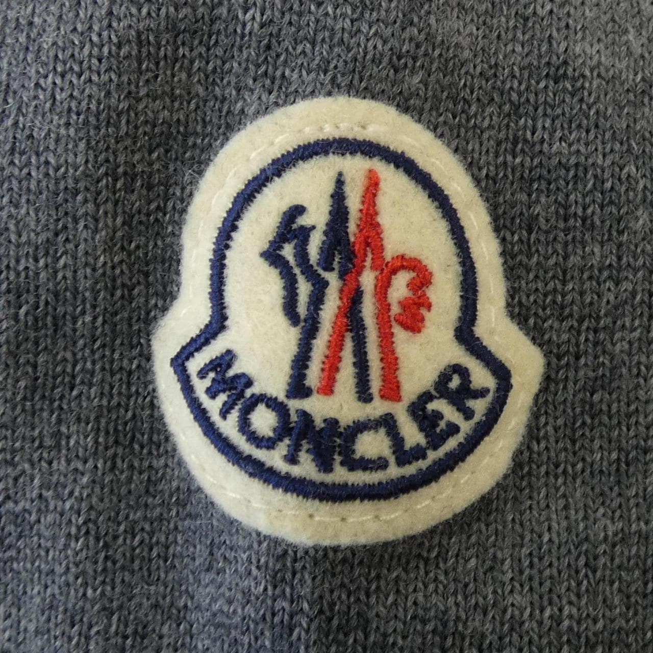 モンクレール MONCLER G20919F00003 M1131 ニット