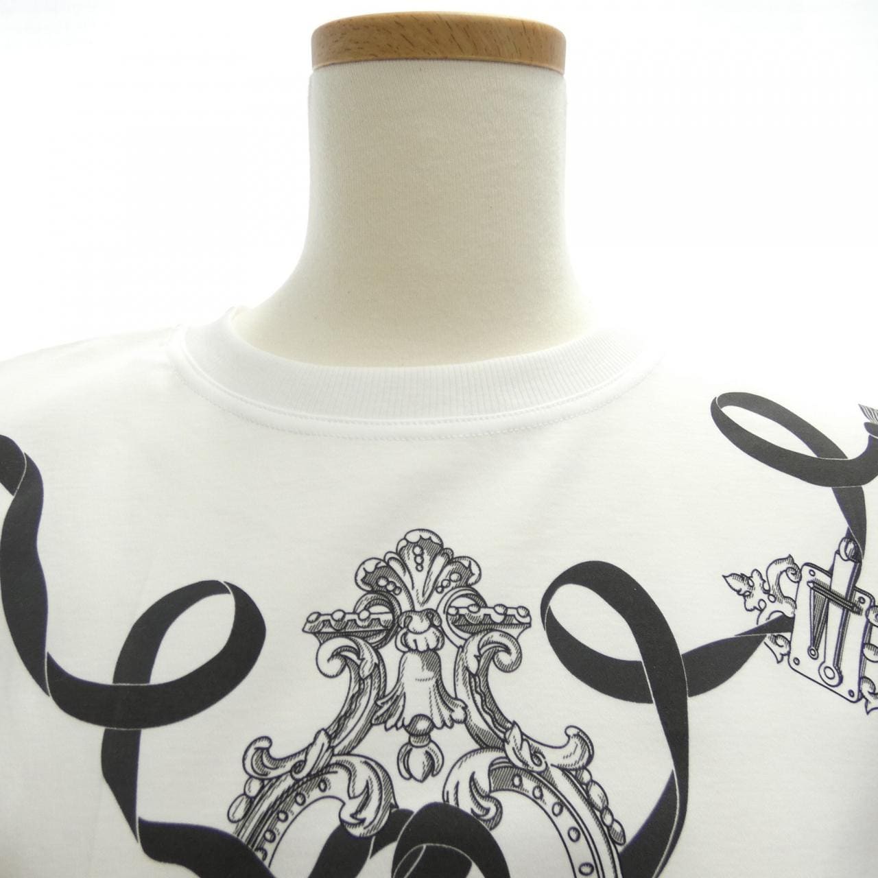 エルメス HERMES カルトゥッシュ フェロヌリー 6E4638DC Tシャツ