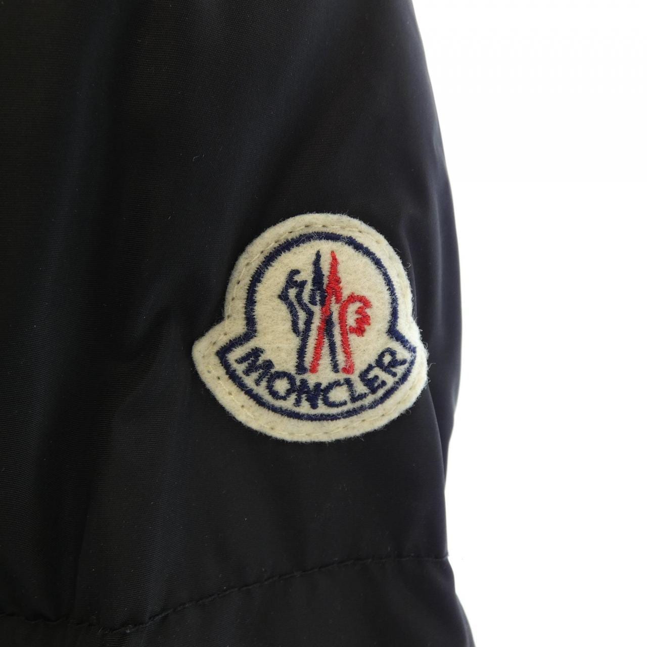 モンクレール MONCLER NESEA ダウンジャケット