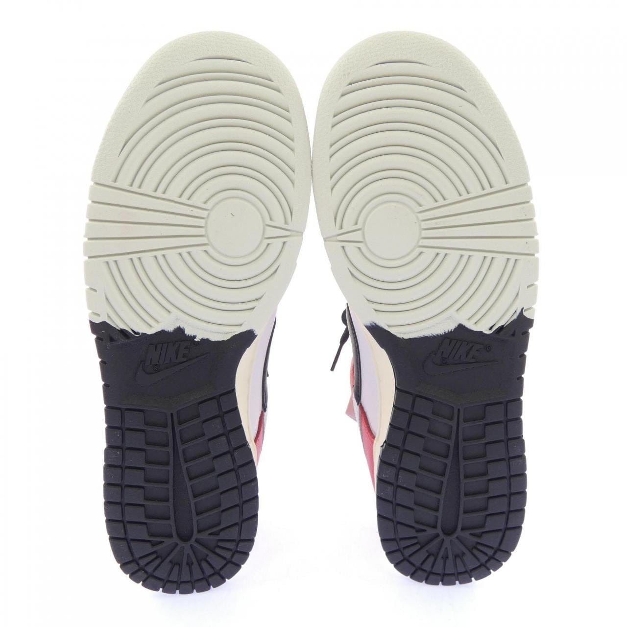 ナイキ NIKE DZ2536-600 スニーカー