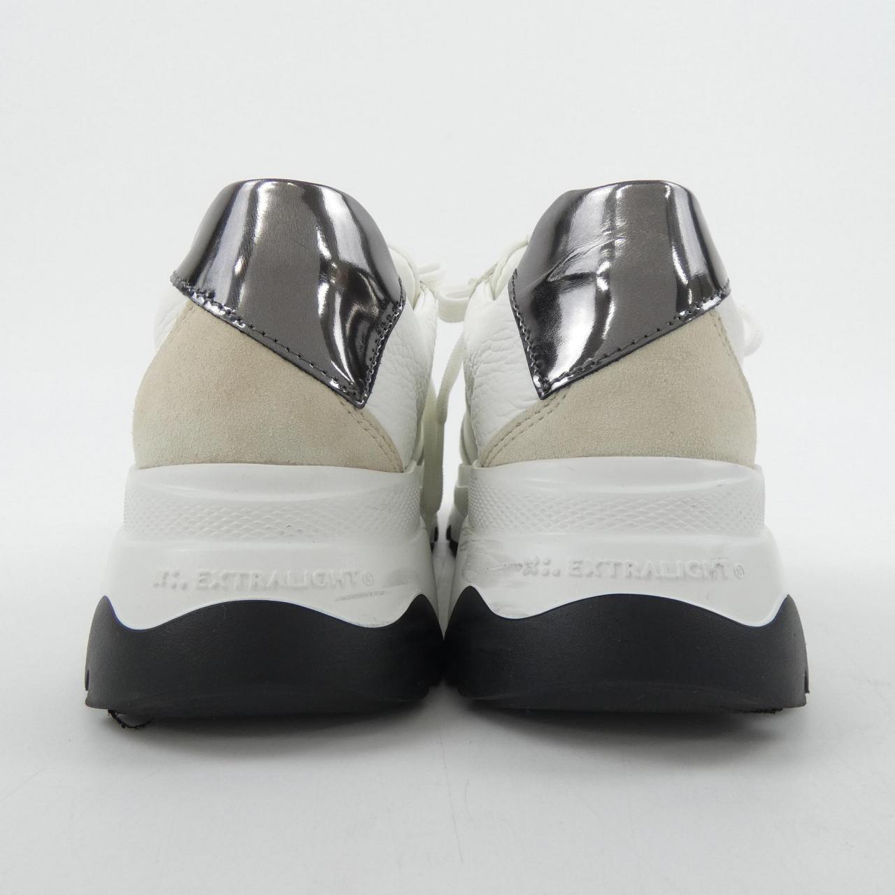 MAIMAI スニーカー