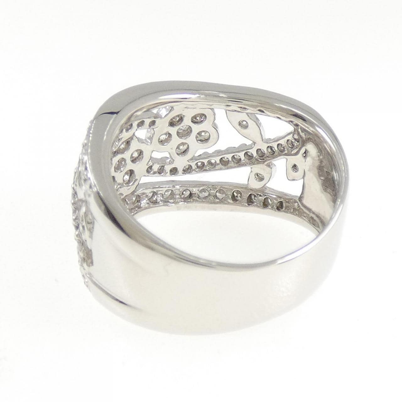 PT900 フラワー ダイヤモンド リング 1.01CT