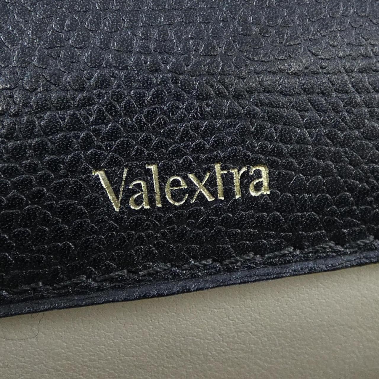 ヴァレクストラ VALEXTRA イジィデ ISIDE WBES0036028LOC99 BAG