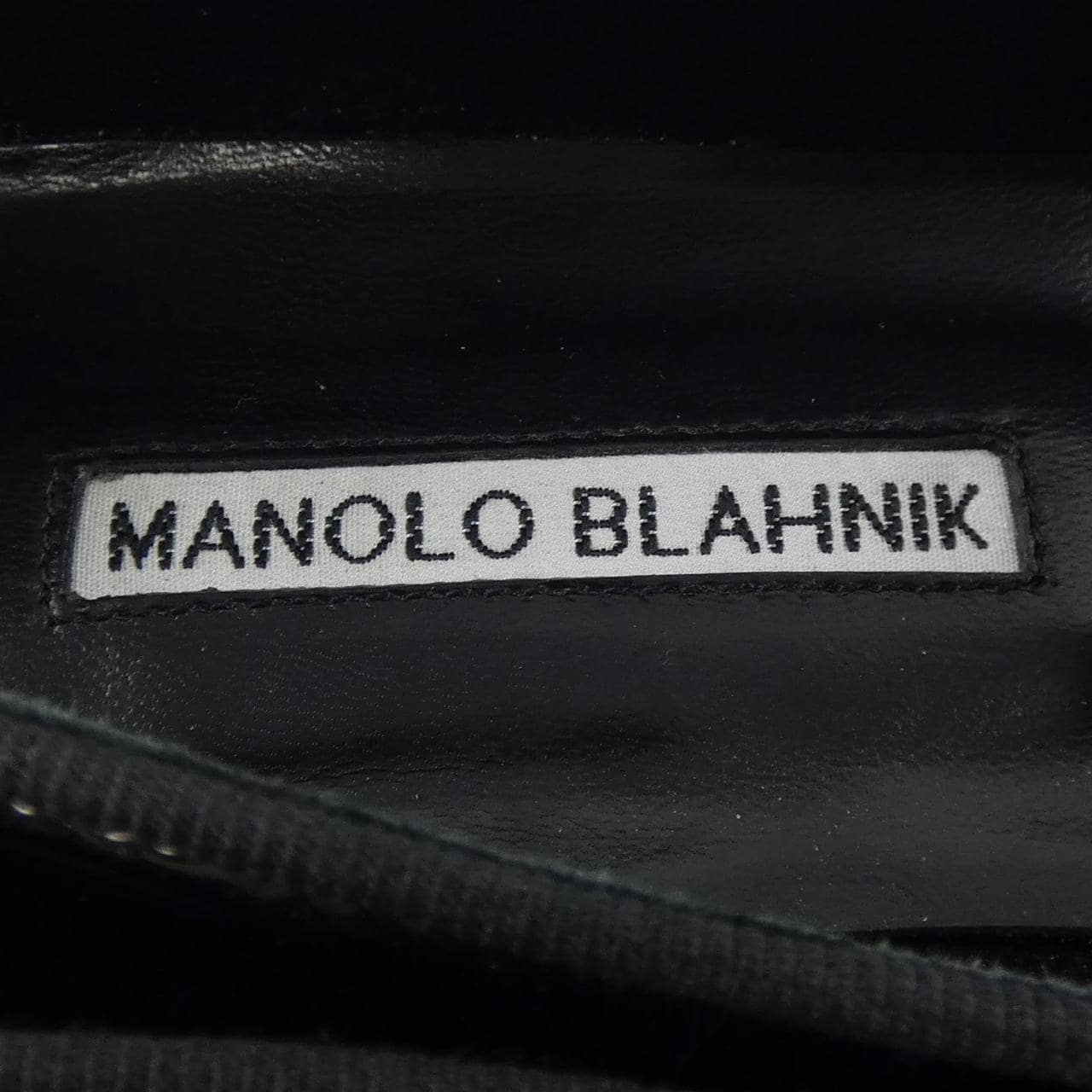 マノロブラニク MANOLO BLAHNIK フラットシューズ