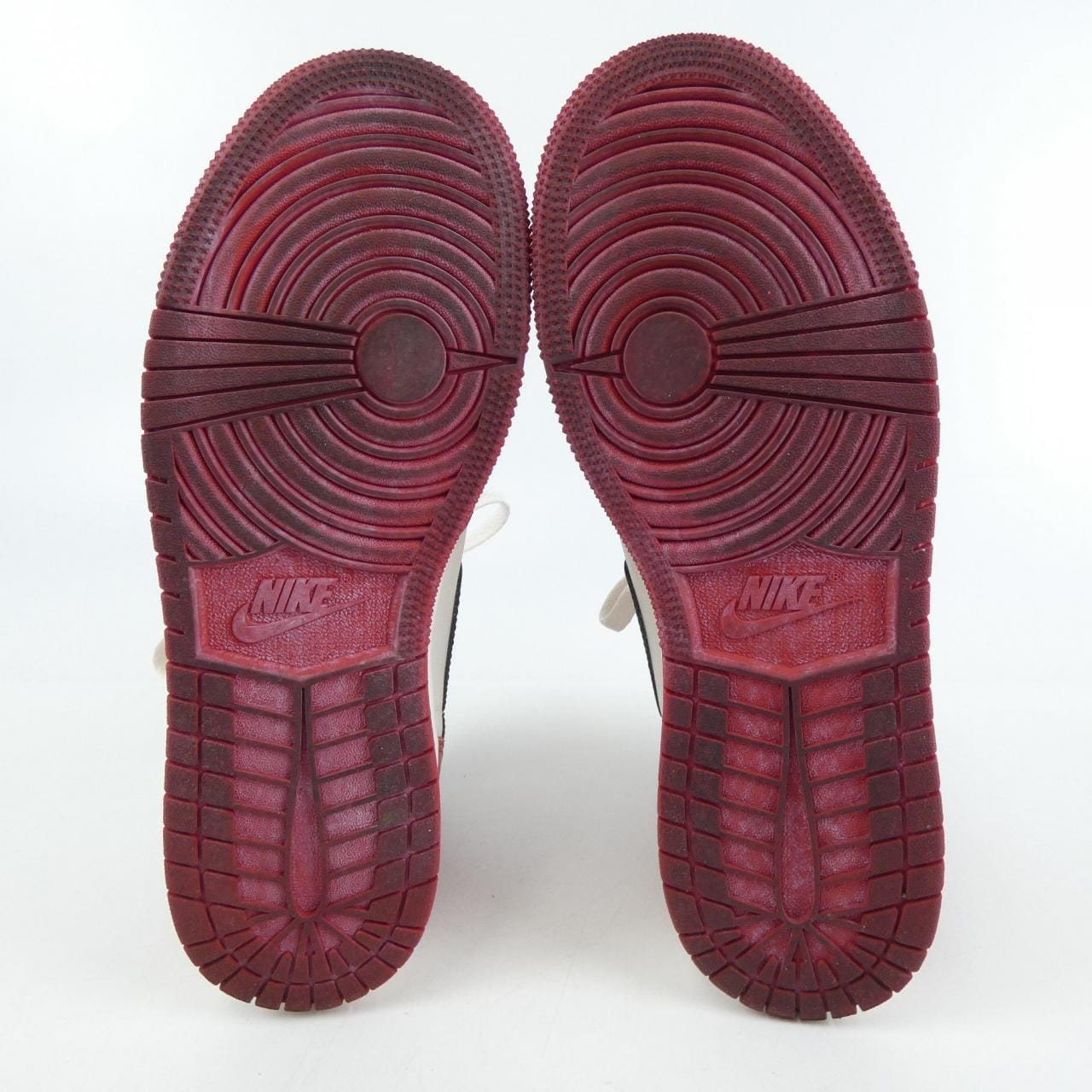 耐克NIKE运动鞋