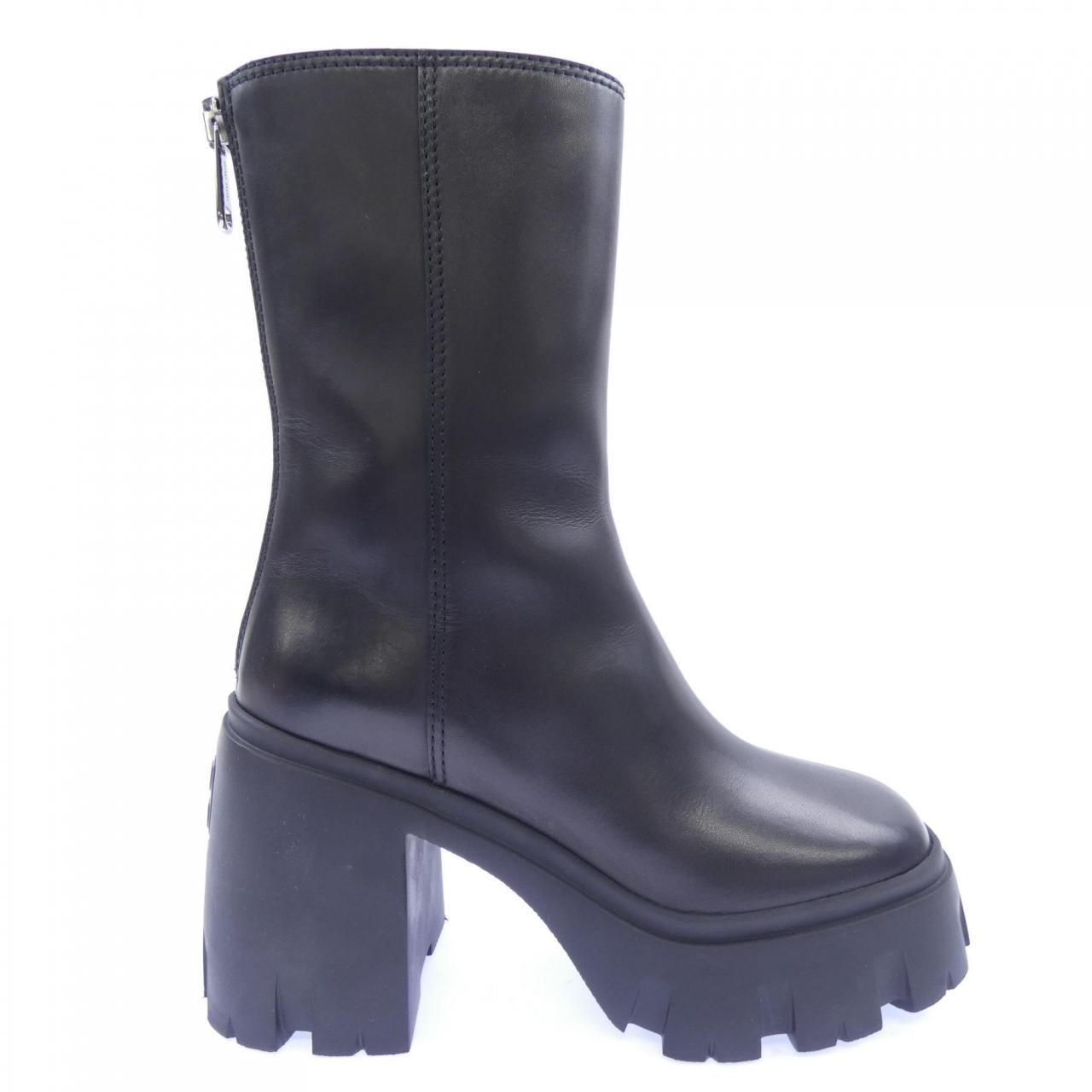 ミュウミュウ MIU MIU ブーツ