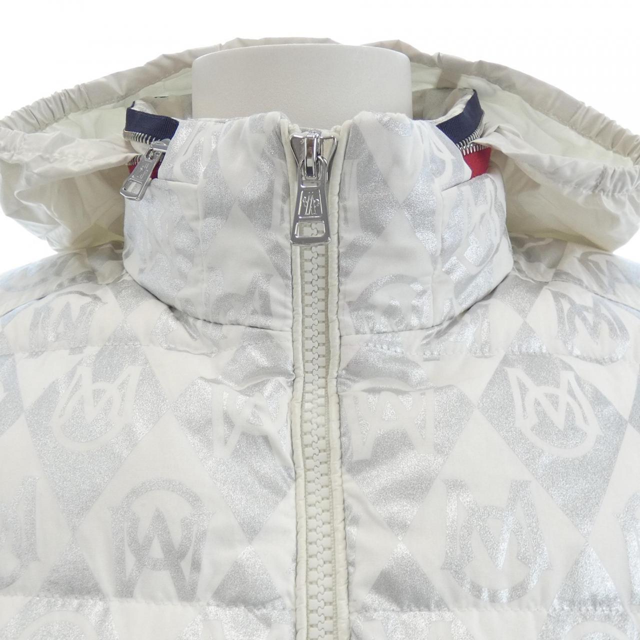 モンクレール MONCLER BOURNE ダウンジャケット
