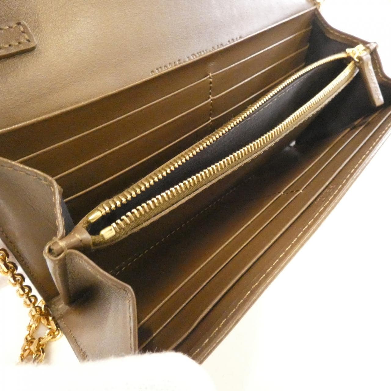 フェンディ FF DIAMOND 8M0365 ADYM チェーンウォレット