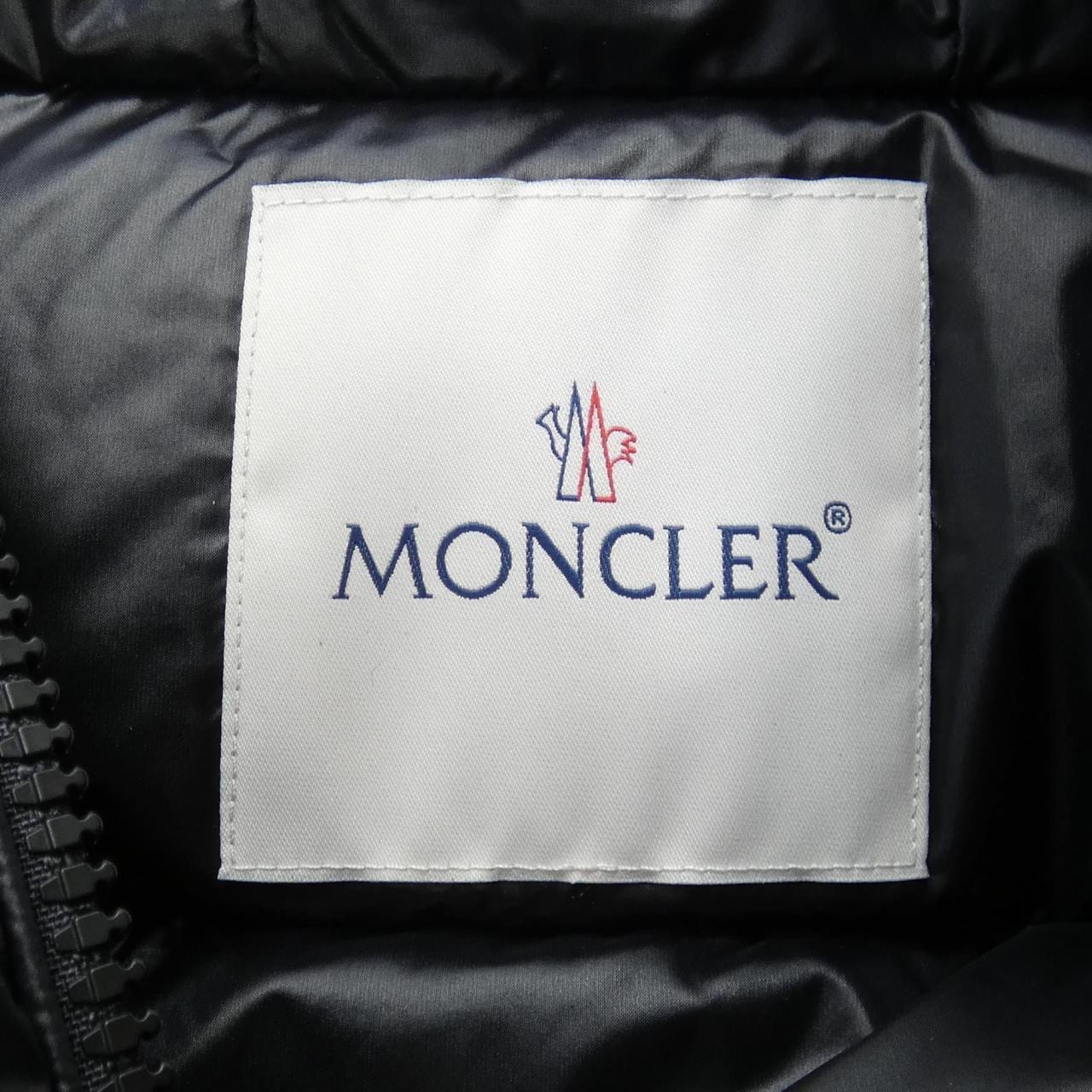 MONCLER蒙克勒羽绒服