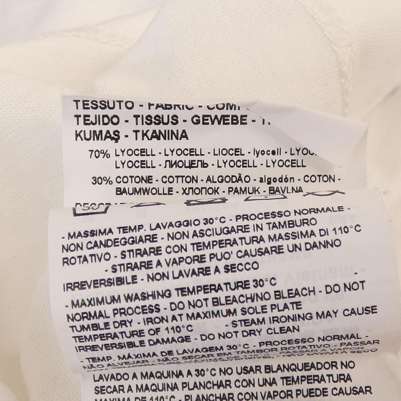 エンポリオアルマーニ EMPORIO ARMANI Tシャツ