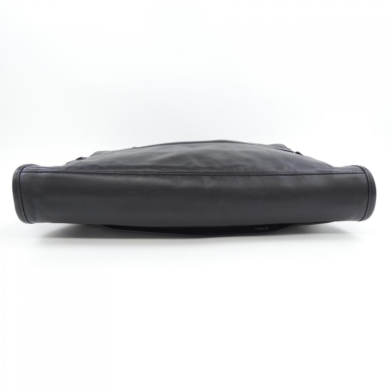 TUMI 96101DH BAG