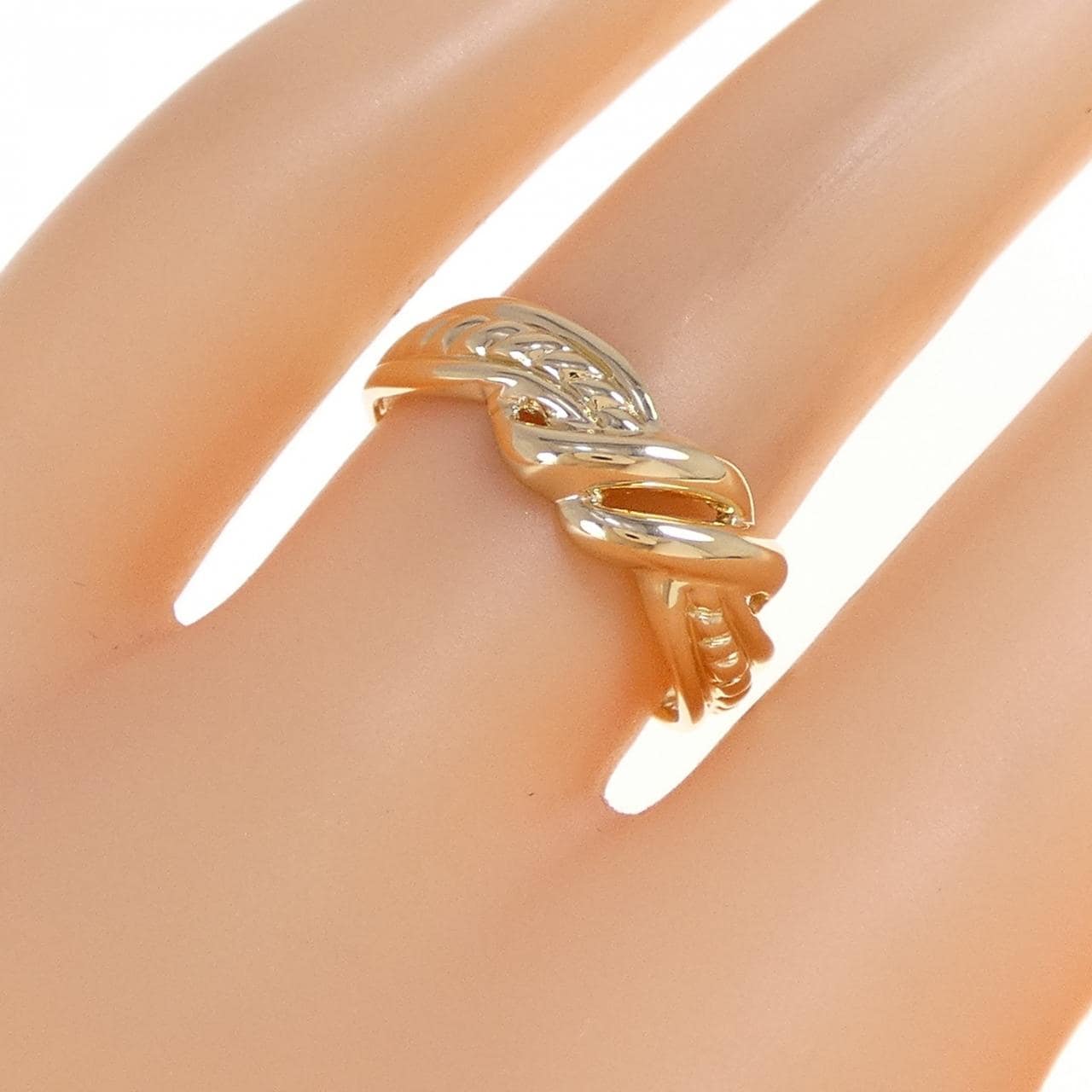 K18YG ring