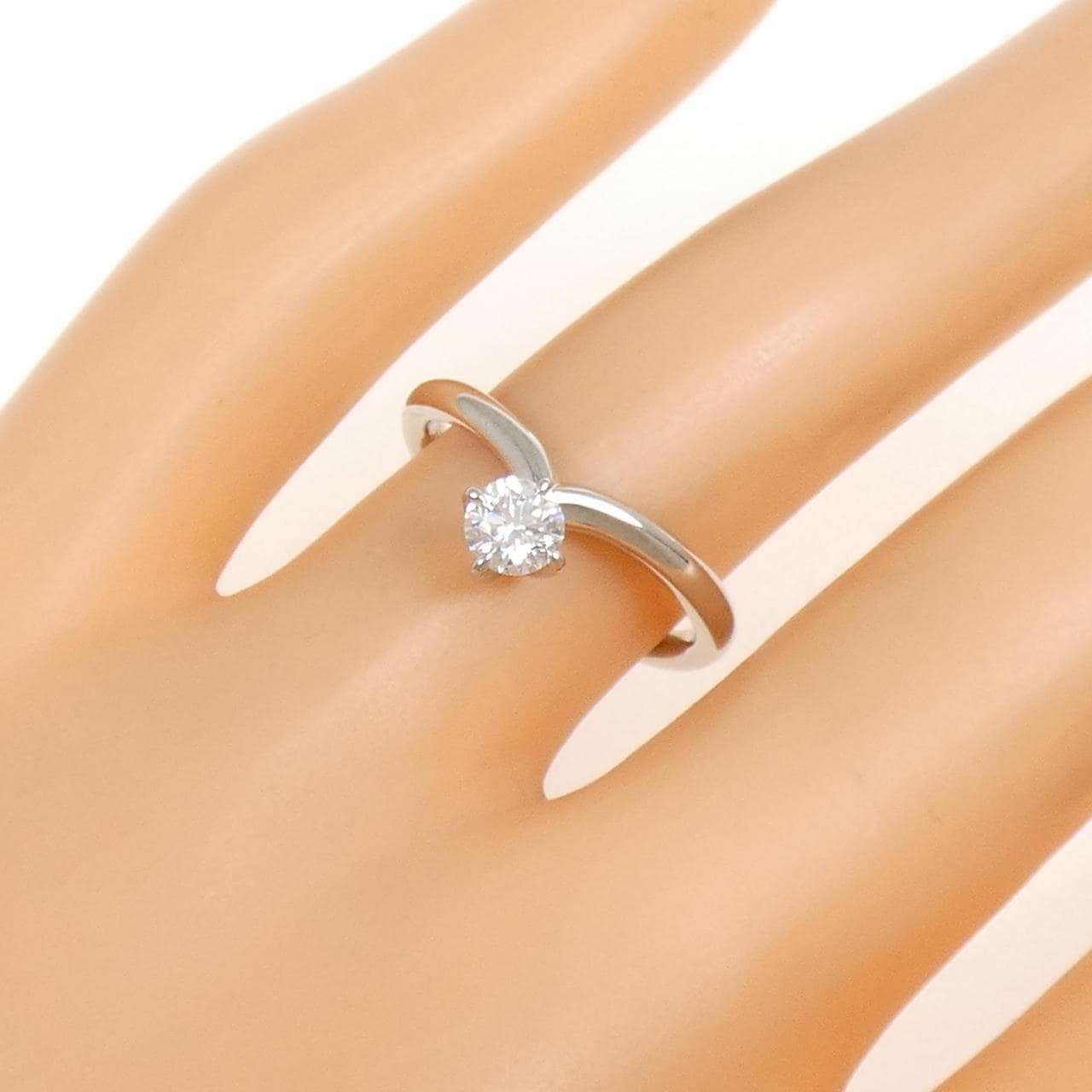 PT950 ダイヤモンド リング 0.298CT D VVS1 3EXT H&C