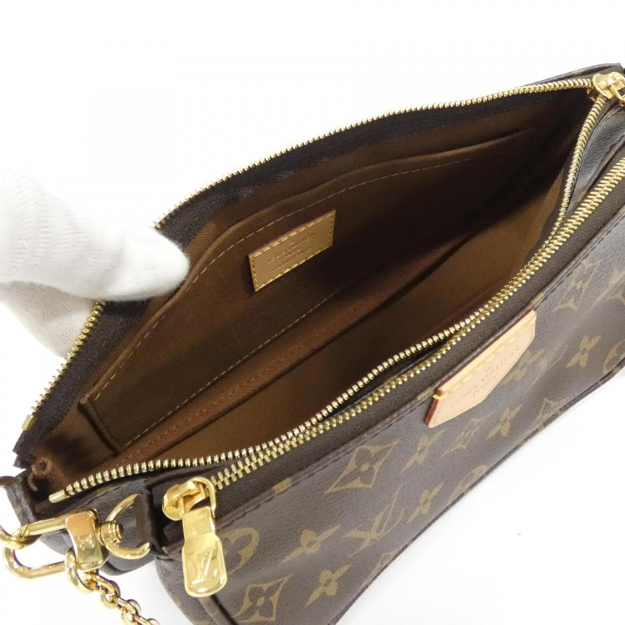 ルイヴィトン モノグラム ミュルティ ポシェット アクセソワール M44813 ショルダーバッグ