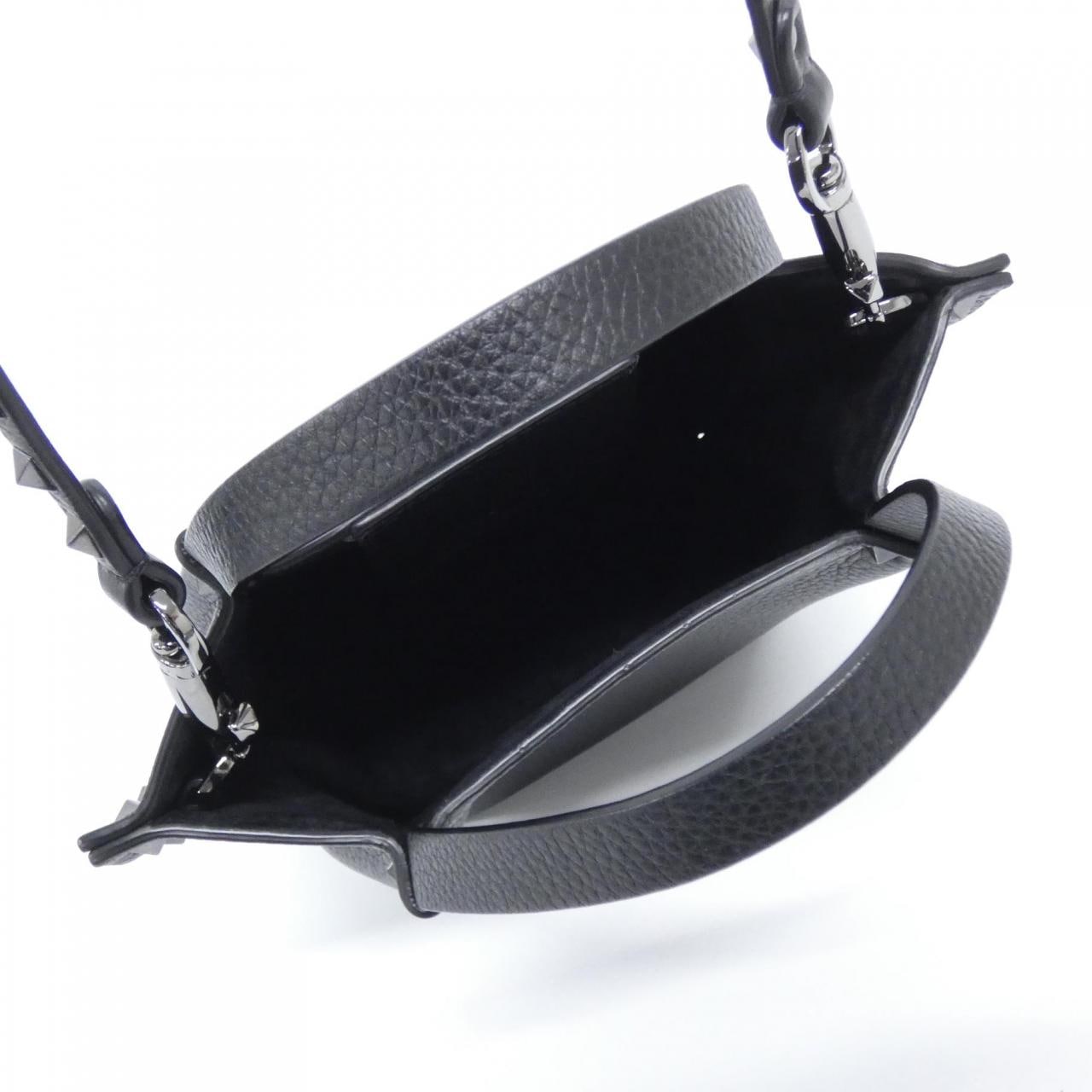 ヴァレンティノガラヴァーニ 1W2B0K68HAD バッグ