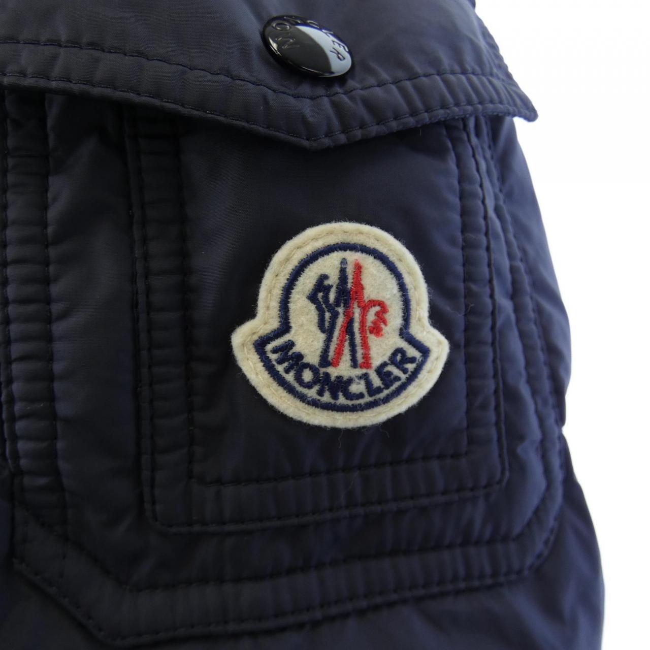 モンクレール MONCLER ダウンジャケット