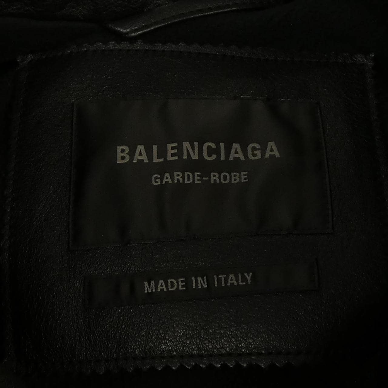 バレンシアガ BALENCIAGA GARDE ROBE 813464 TRS01 レザージャケット