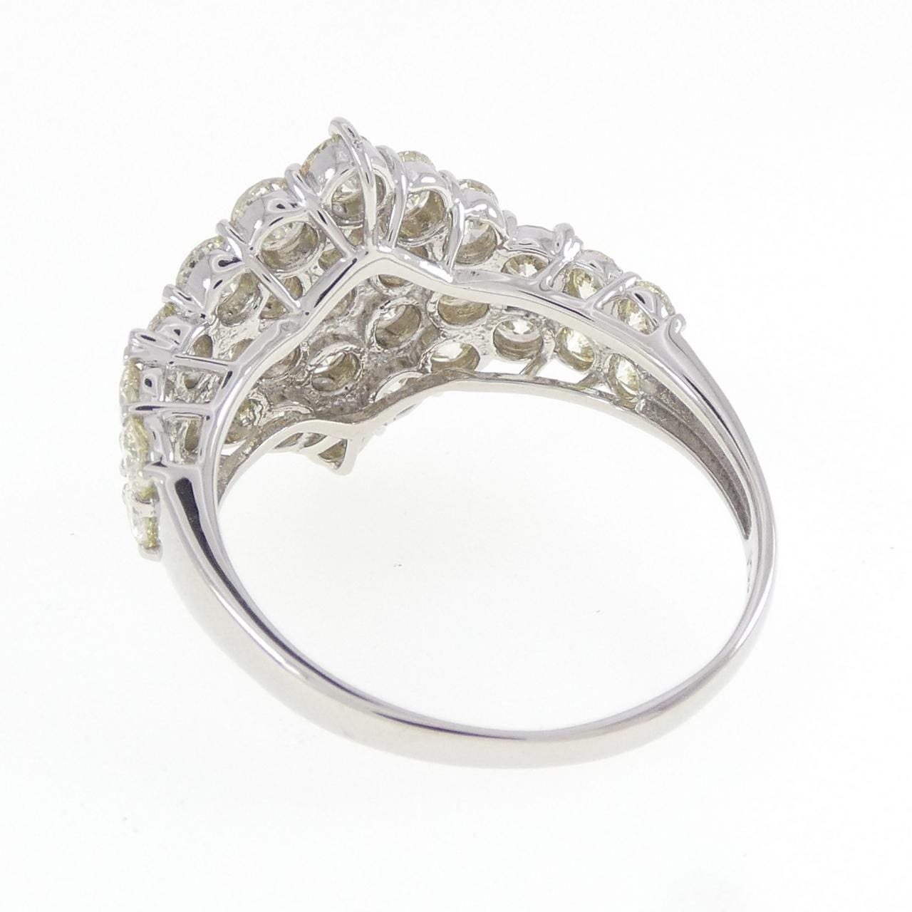 PT900 ダイヤモンド リング 3.00CT