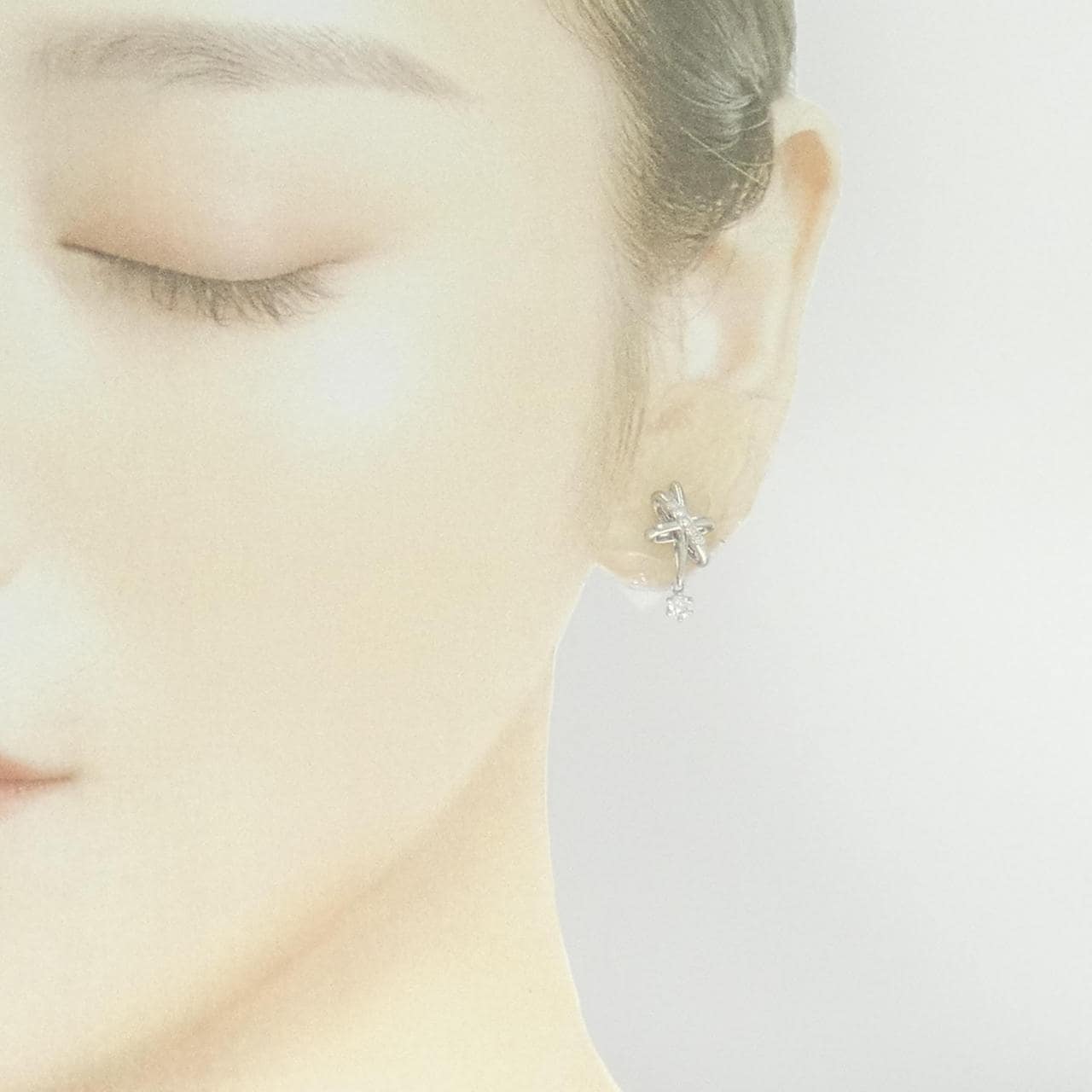 PT900 ダイヤモンド ピアス 0.32CT