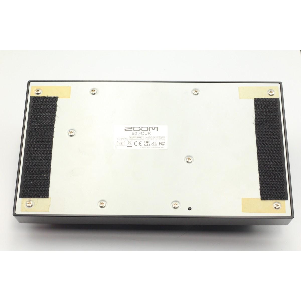 ＺＯＯＭ　　Ｂ２　ＦＯＵＲ