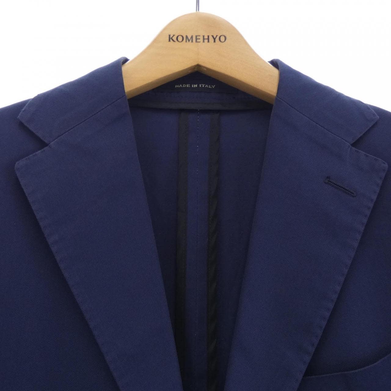 タリアトーレ TAGLIATORE スーツ