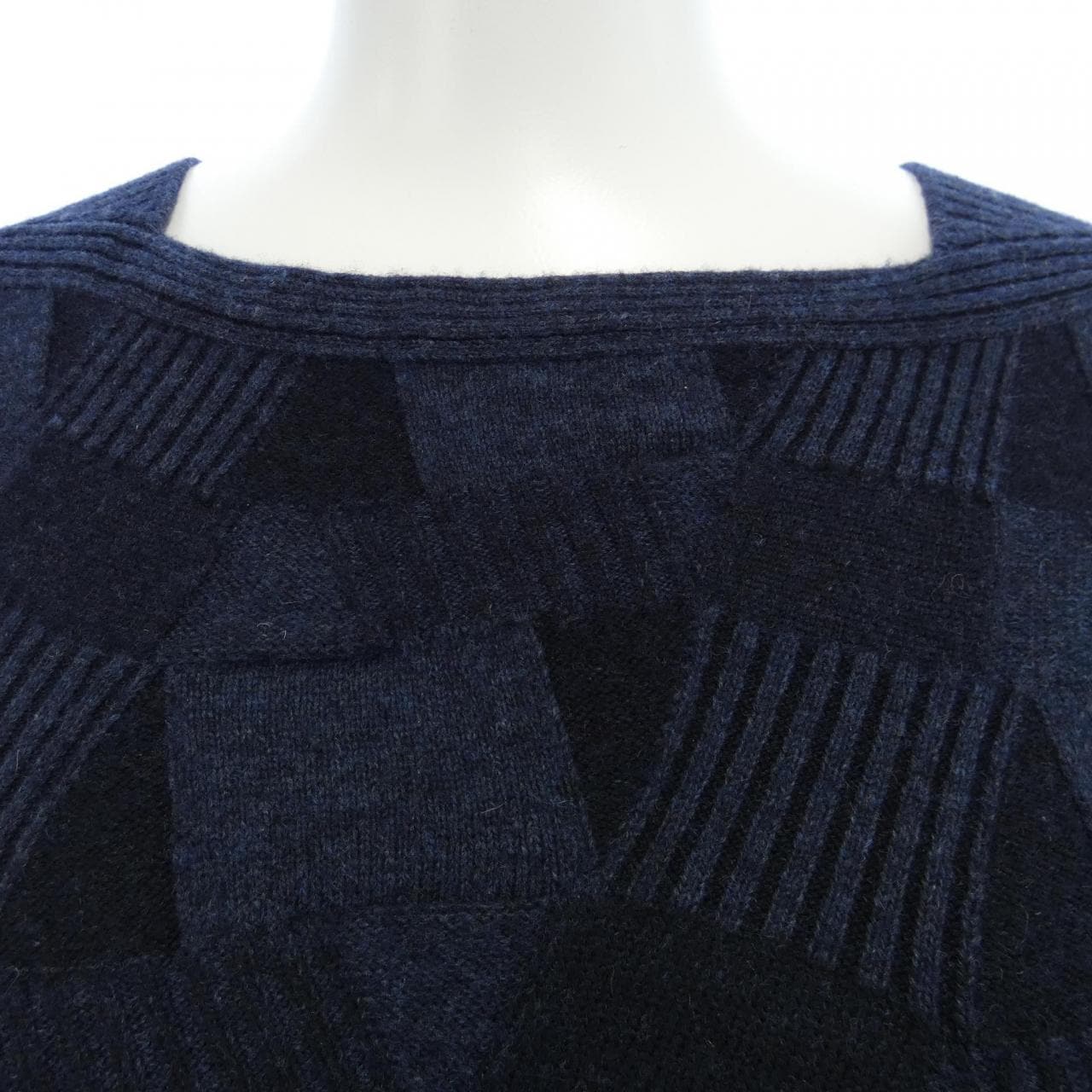 シャネル CHANEL P44441K04646 ニット