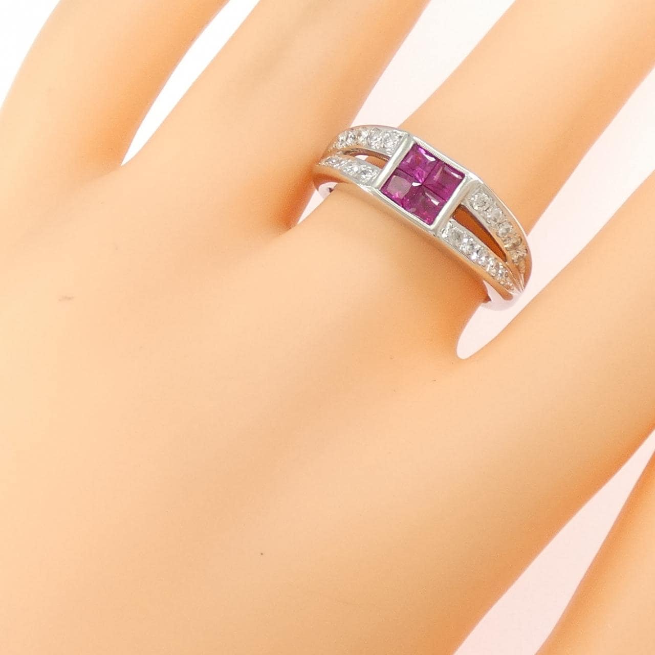 PT900 ルビー リング 0.75CT