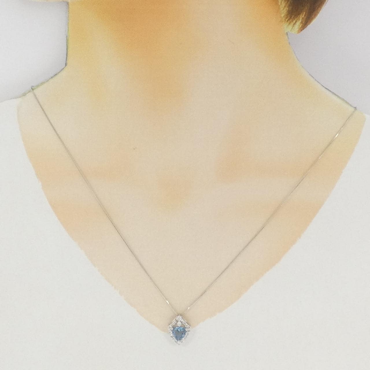 K18WG アクアマリン ネックレス 0.92CT