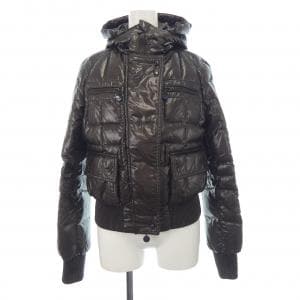 モンクレール MONCLER ダウンジャケット