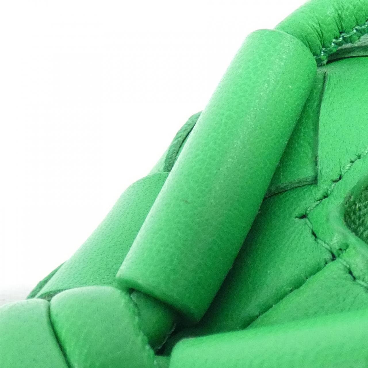 ボッテガヴェネタ 723547 V1G11 ショルダーバッグ